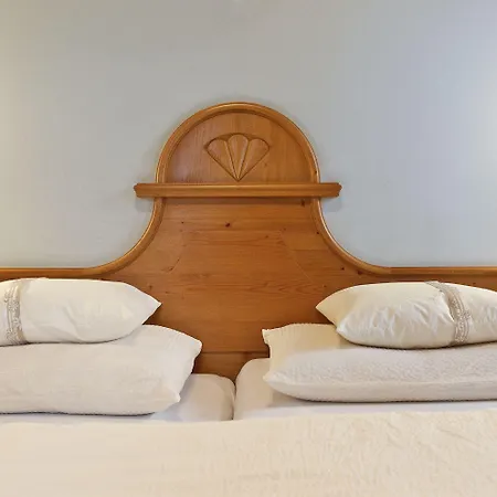 Brugger Апарт-готель